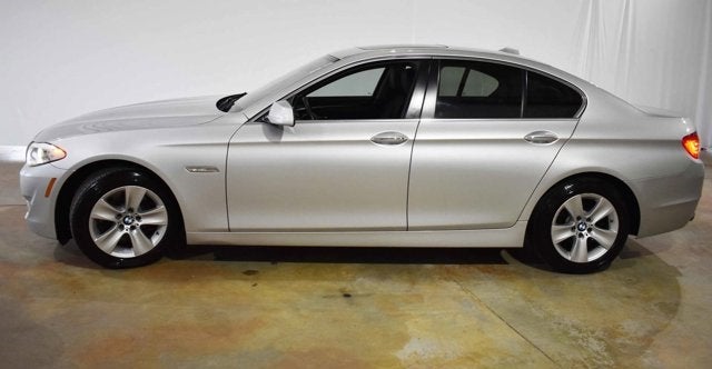 2012 BMW 5 Series 528i